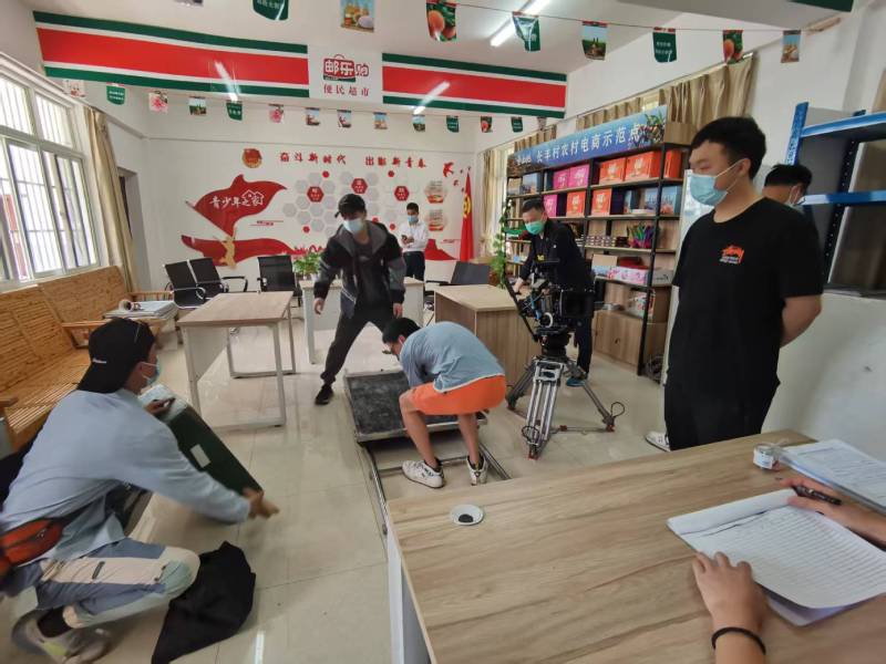 曹妃甸区广告片拍摄公司：极简主义践行者，少即是多的视觉哲学